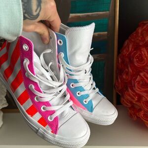 Converse Hand Painted Leather High Tops Trainers mens 6 / women’s 8